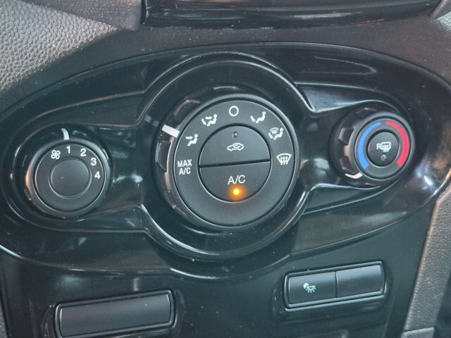 Certified 2019 Ford Fiesta SE w/ Equipment Group 201A FWD image 20
