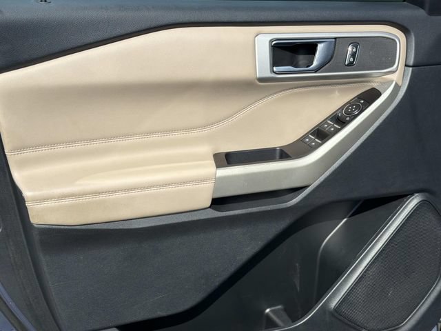 Certified 2021 Ford Explorer XLT w/ Equipment Group 202A AWD/4WD image 14