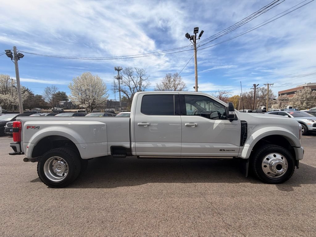 Certified 2025 Ford F450 Platinum w/ FX4 Off-Road Package AWD/4WD image 7