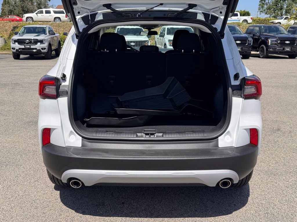 Certified 2024 Ford Escape Active FWD image 13