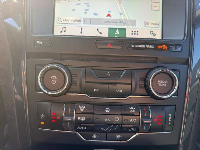 Certified 2018 Ford Explorer XLT w/ Equipment Group 202A AWD/4WD image 27