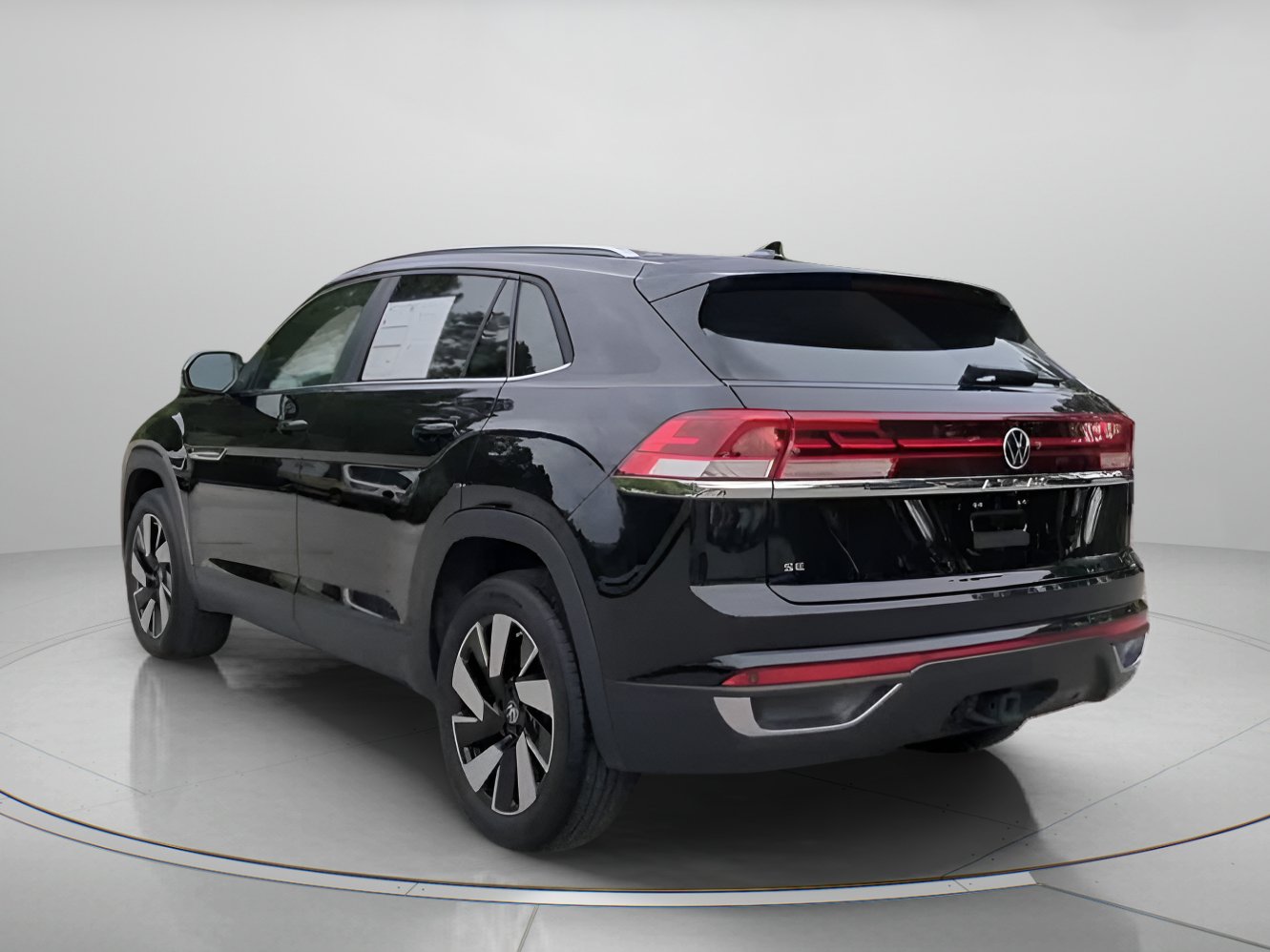 Used 2026 Volkswagen Atlas Cross Sport SE FWD image 21