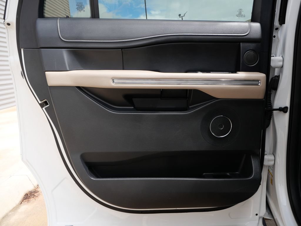 Certified 2024 Ford Expedition Max Limited AWD/4WD image 16