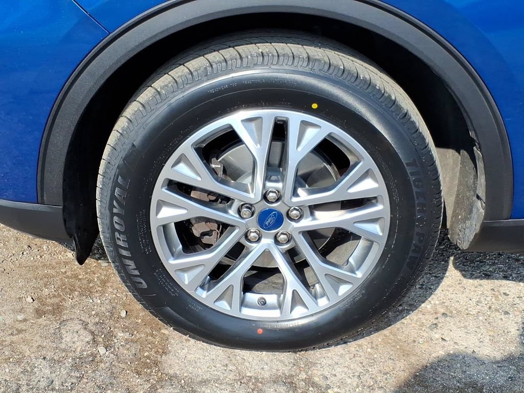 Certified 2022 Ford Escape SEL AWD/4WD image 9