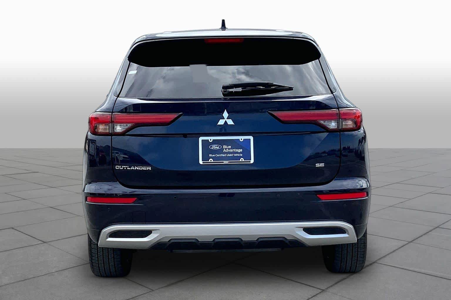 Used 2024 Mitsubishi Outlander SE FWD image 5