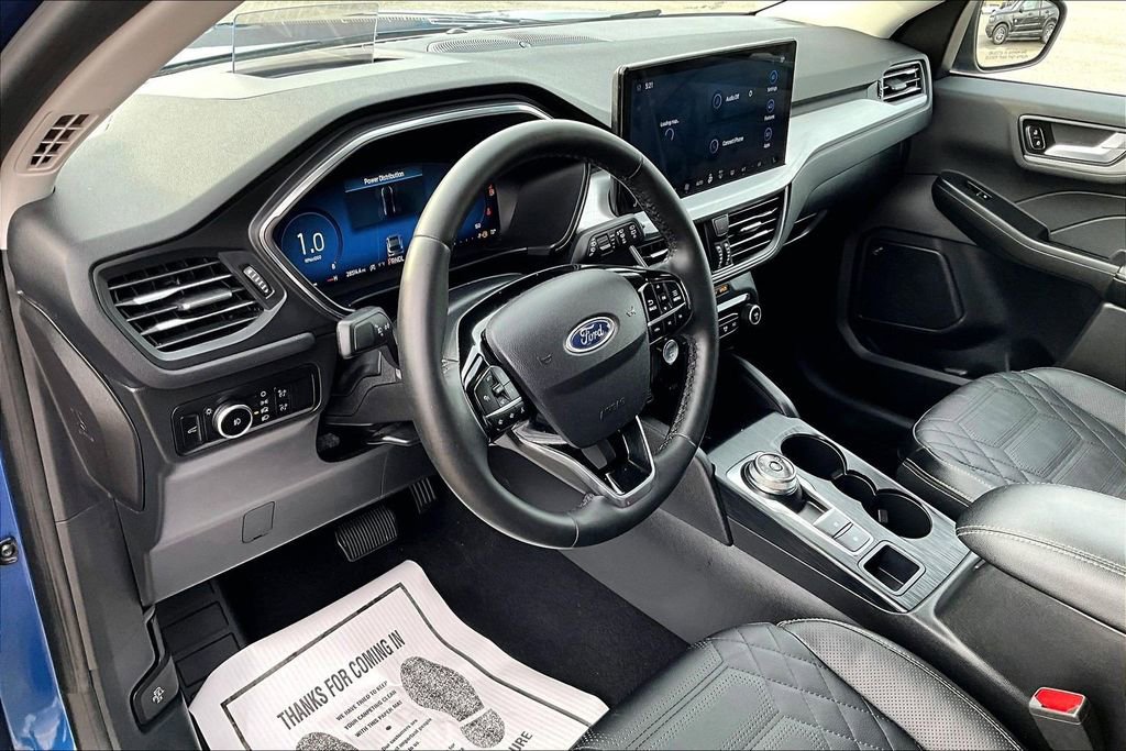Certified 2023 Ford Escape Platinum w/ Premium Technology Package AWD/4WD image 13