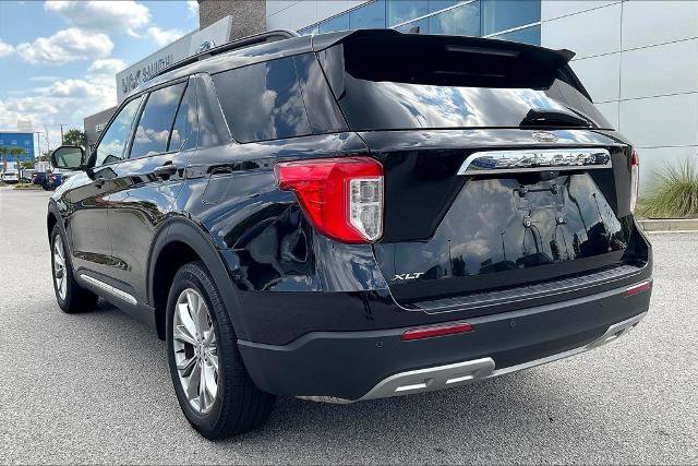 Certified 2024 Ford Explorer XLT w/ Equipment Group 202A RWD image 4