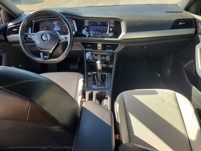 Used 2020 Volkswagen Jetta R-Line FWD image 16