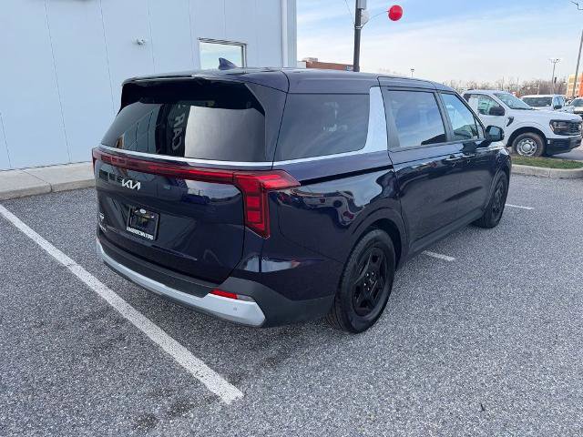 Used 2025 Kia Carnival image 5