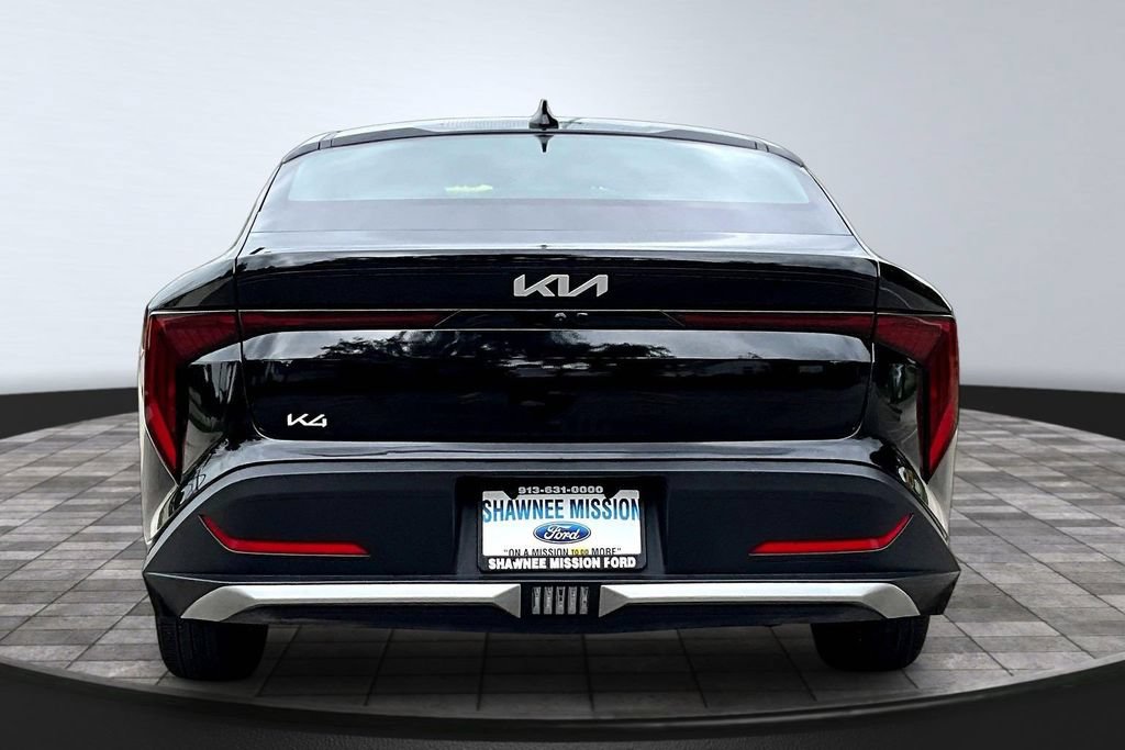 Used 2025 Kia K4 FWD image 5