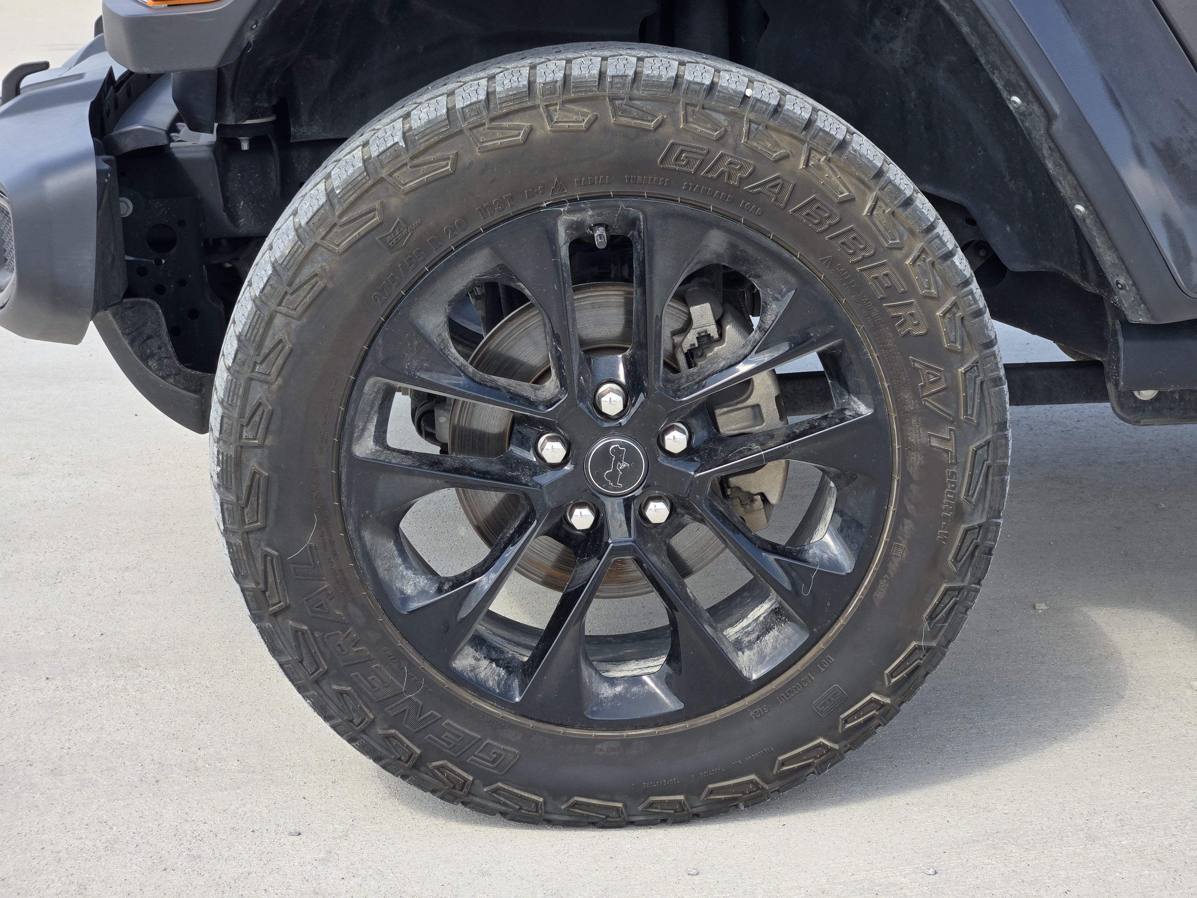 Used 2025 Jeep Gladiator Sport AWD/4WD image 12