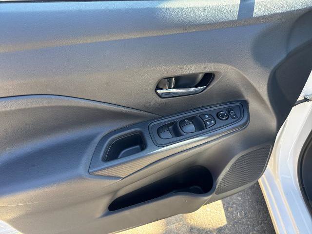 Used 2024 Nissan Versa SV FWD image 10