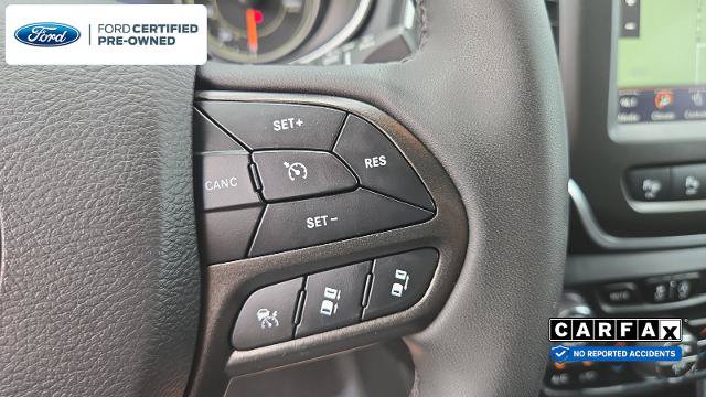 Used 2023 Jeep Cherokee Trailhawk w/ Trailer Tow Group AWD/4WD image 19