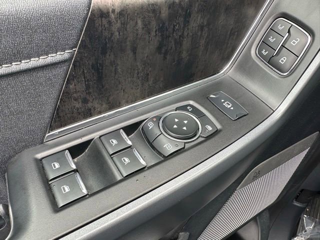 Certified 2024 Ford F250 Lariat w/ Black Appearance Package image 26