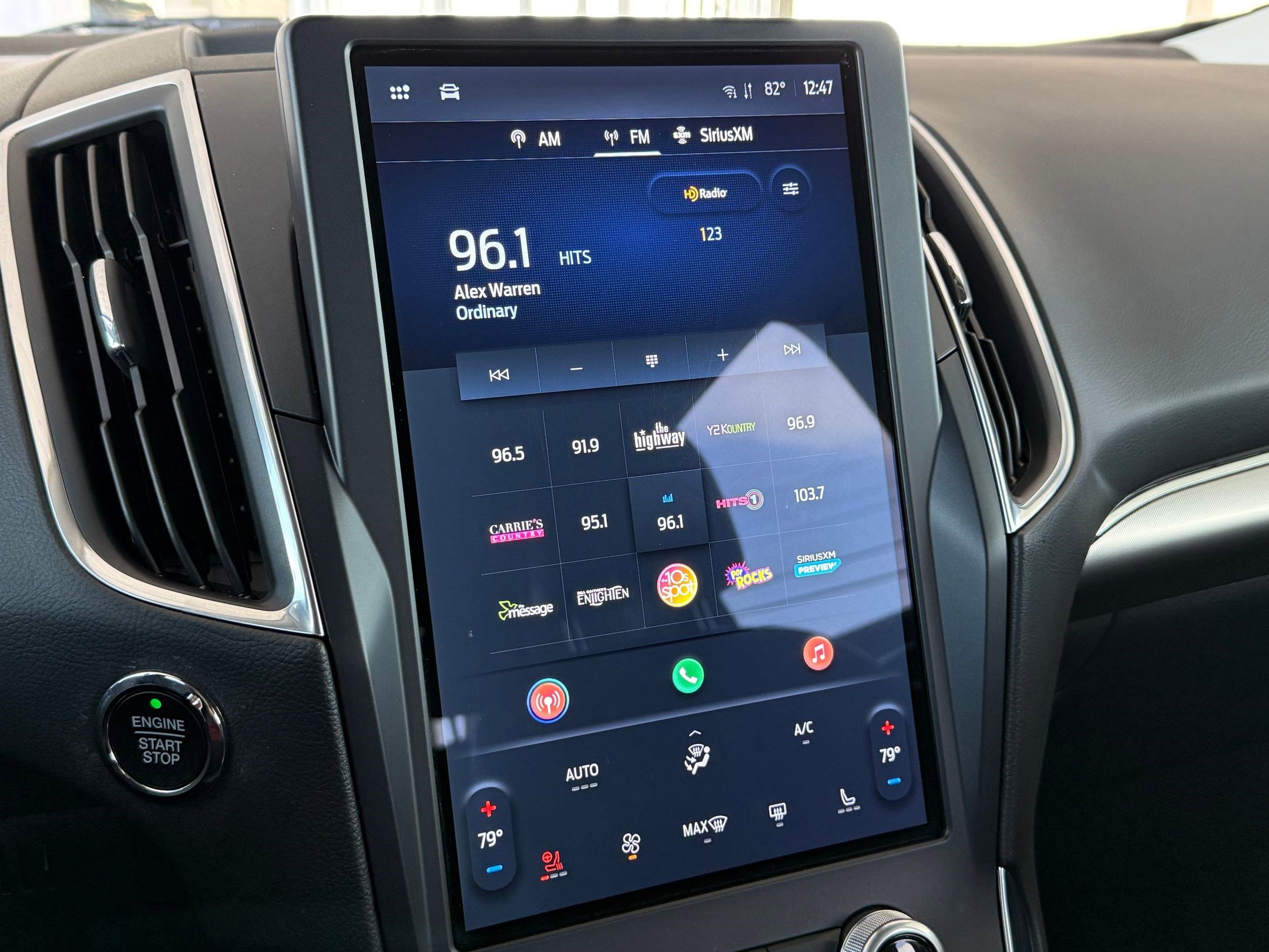 Certified 2022 Ford Edge Titanium w/ Cargo Accessory Package image 27