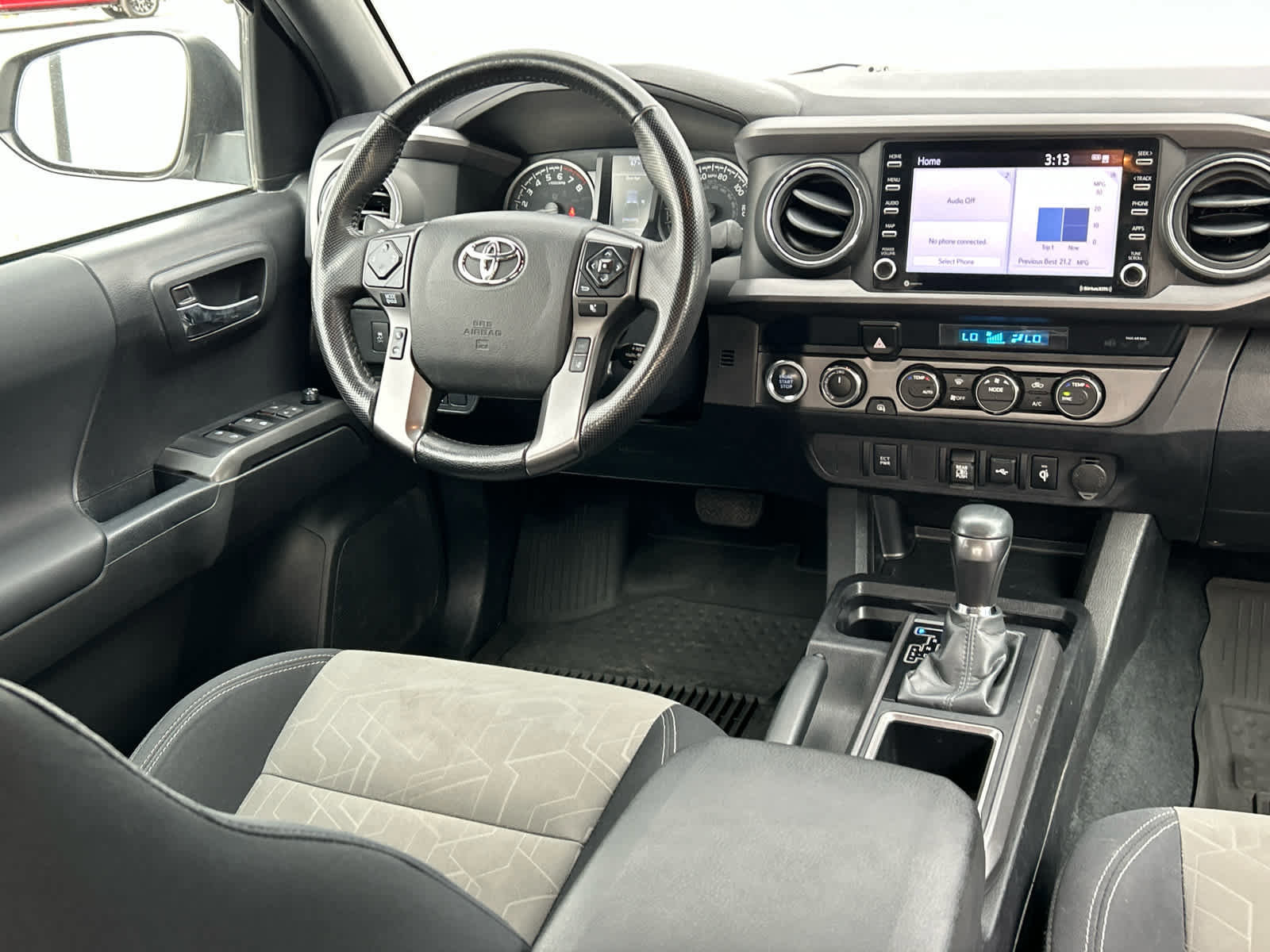 Used 2023 Toyota Tacoma TRD Off-Road image 23