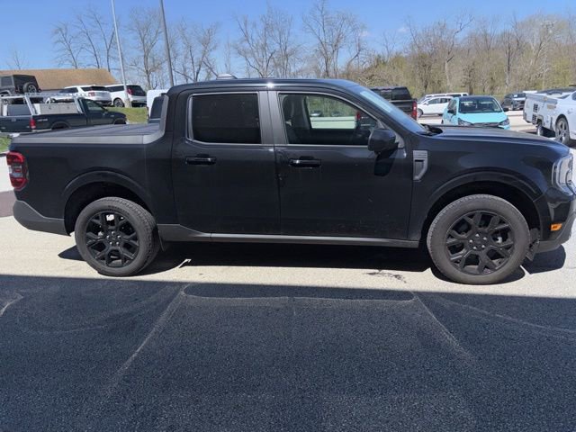 Certified 2025 Ford Maverick Lariat w/ Black Appearance Package AWD/4WD image 12