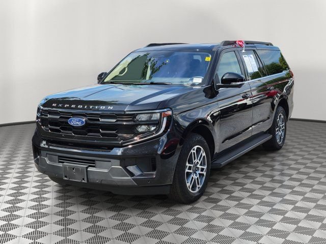 Certified 2025 Ford Expedition Max Active AWD/4WD image 3