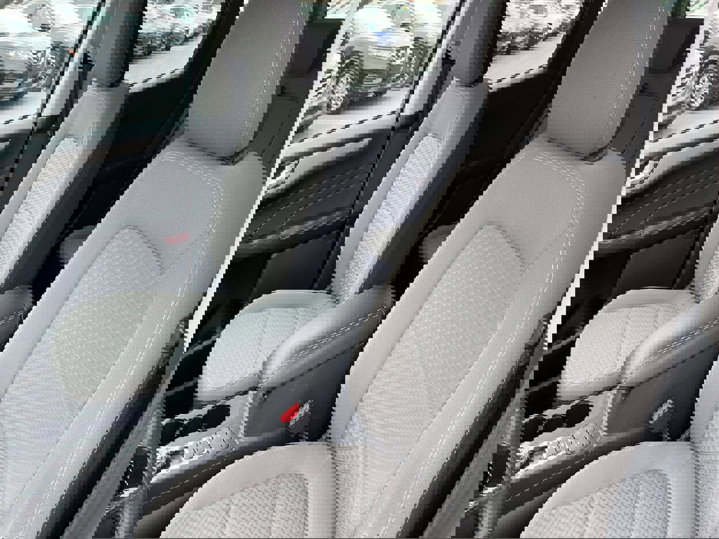 Certified 2021 Ford Escape SE w/ Convenience Package image 9