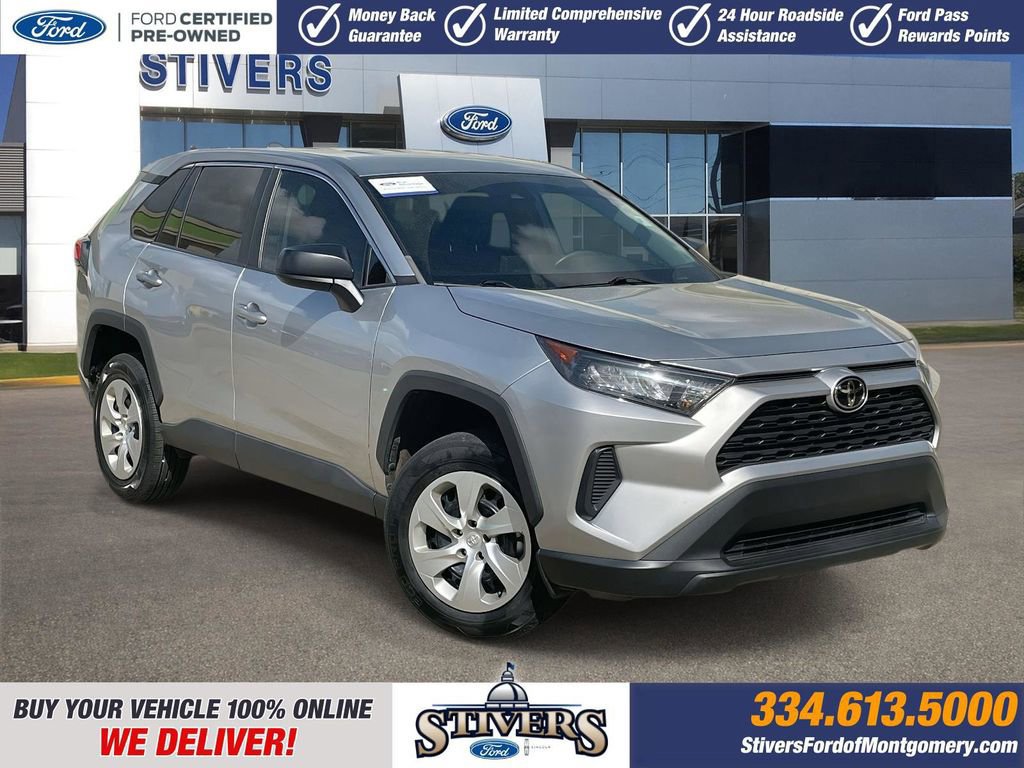 Used 2022 Toyota RAV4 LE image 7
