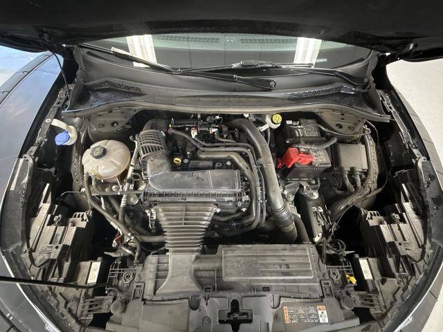 Certified 2025 Ford Escape ST-Line Select AWD/4WD image 13