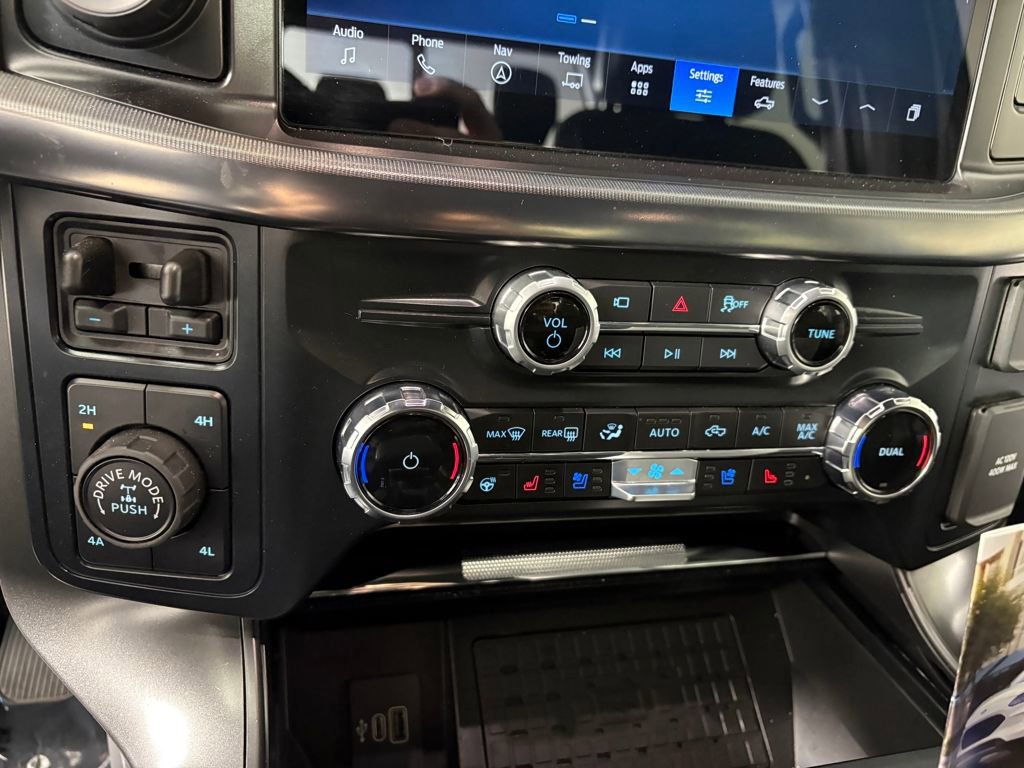 Certified 2025 Ford F150 Lariat w/ Equipment Group 502A High image 20