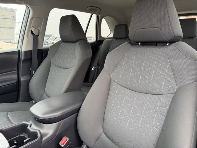 Used 2024 Toyota RAV4 XLE image 10