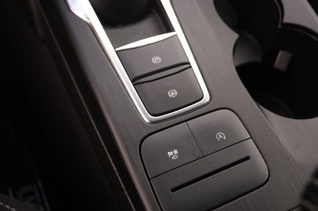 Certified 2025 Ford Escape Active image 18