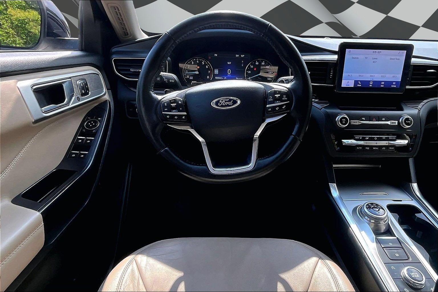 Certified 2020 Ford Explorer Limited AWD/4WD image 3