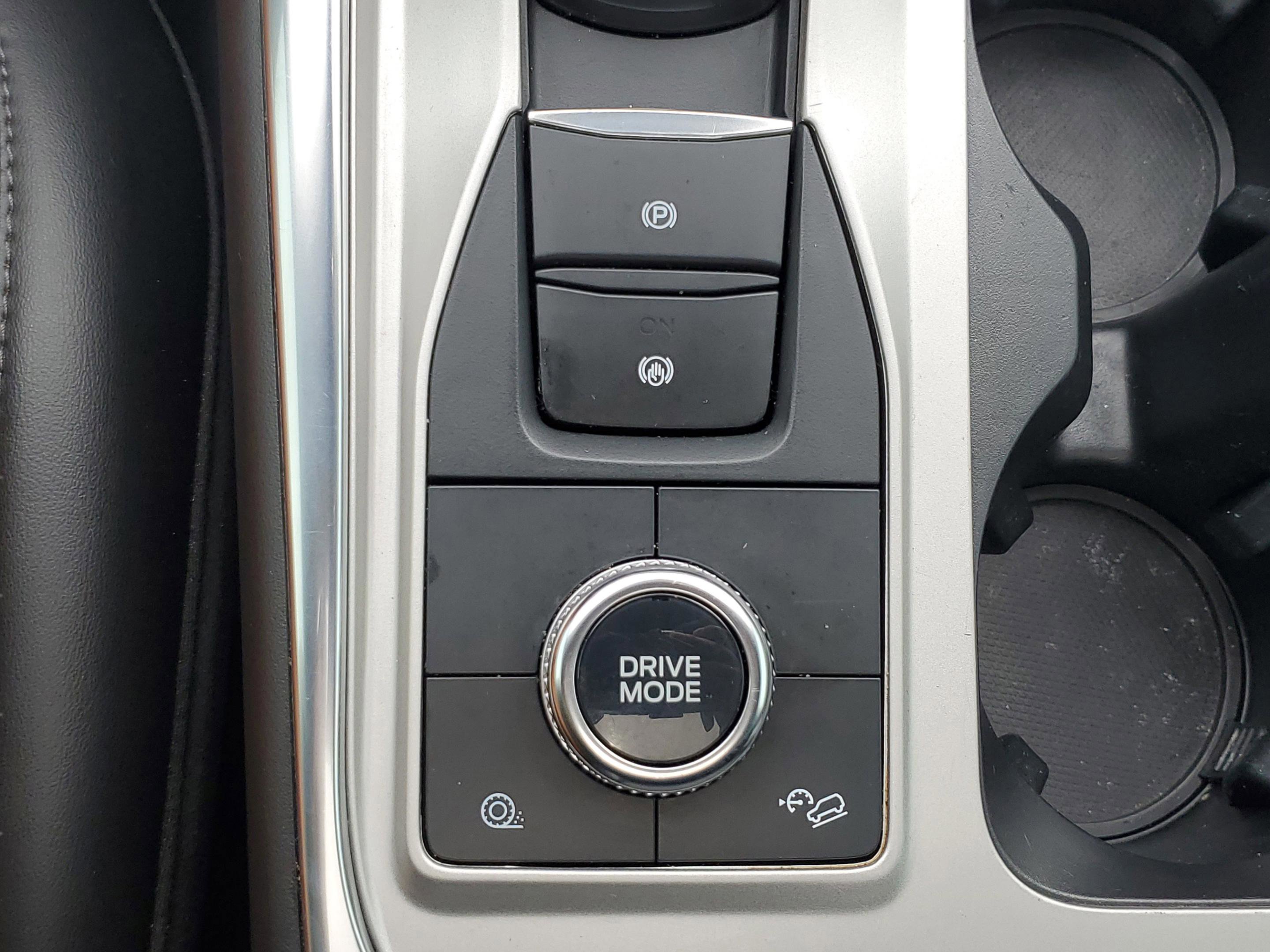 Certified 2023 Ford Explorer XLT w/ Equipment Group 202A AWD/4WD image 29