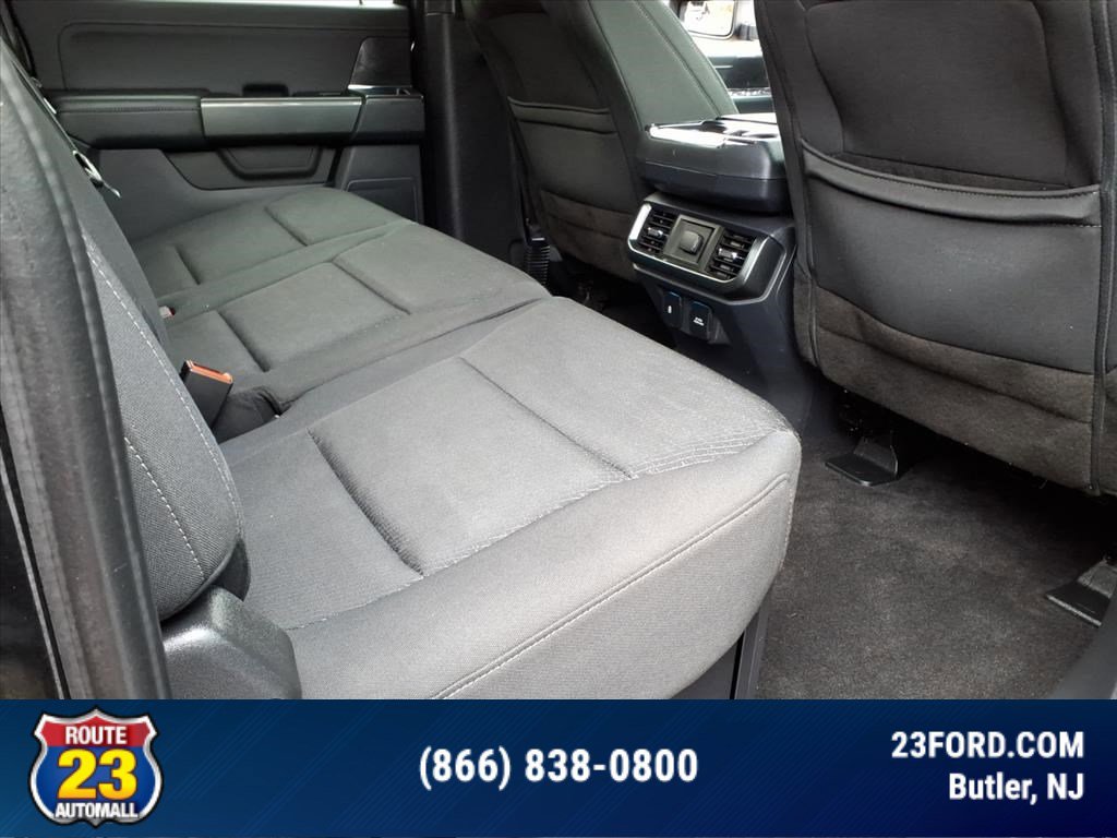 Certified 2022 Ford F150 XLT w/ Equipment Group 302A High image 11