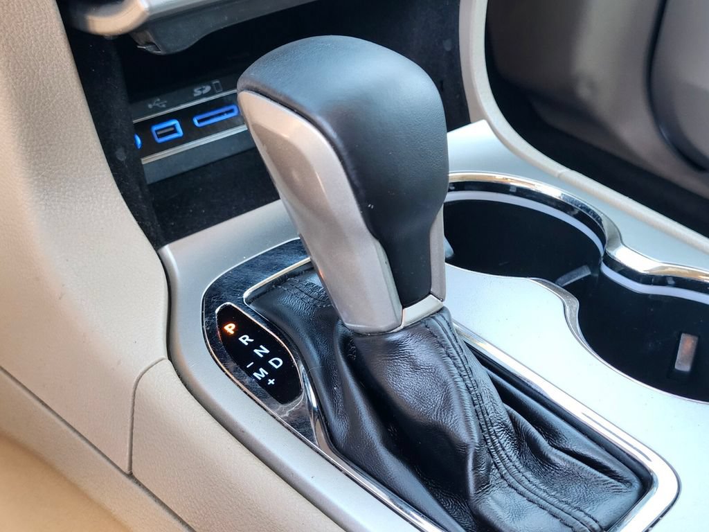 Used 2017 Jeep Grand Cherokee Limited AWD/4WD image 27