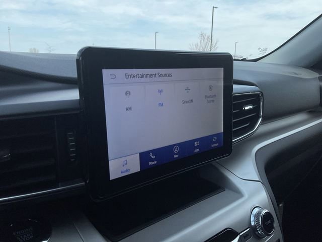 Certified 2023 Ford Explorer XLT w/ Equipment Group 202A AWD/4WD image 18