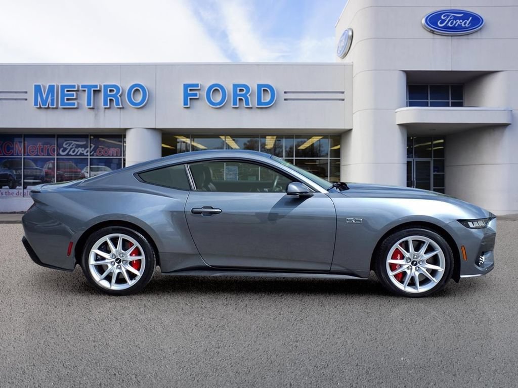 Certified 2025 Ford Mustang GT Premium RWD image 2
