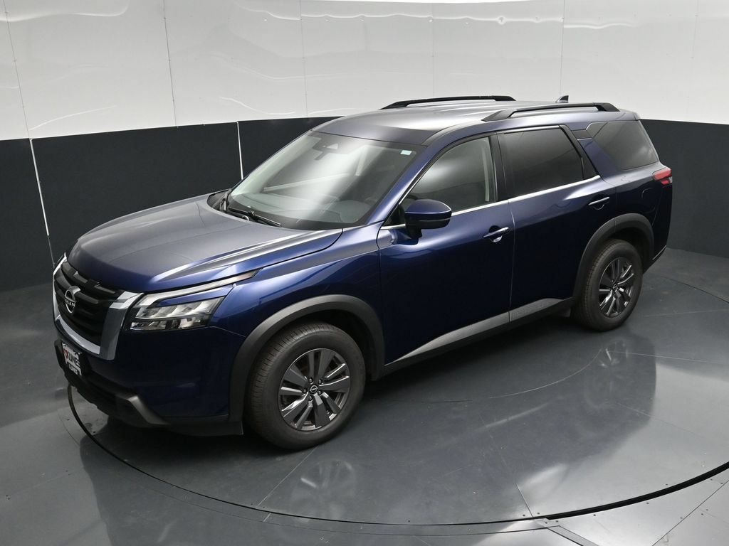 Used 2025 Nissan Pathfinder SV AWD/4WD image 48