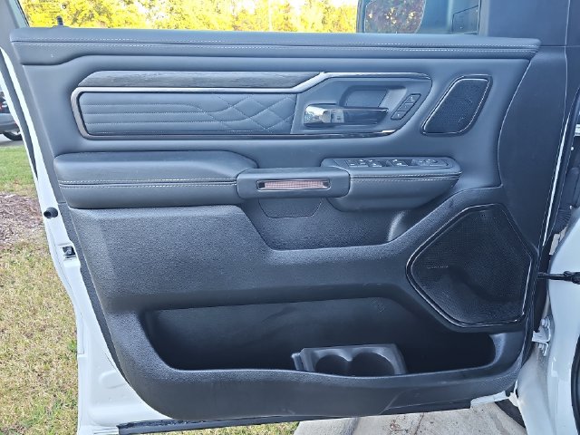 Used 2025 RAM 1500 Limited AWD/4WD image 28
