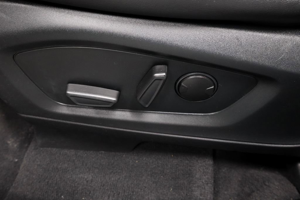 Certified 2023 Ford Explorer XLT w/ Equipment Group 202A image 24