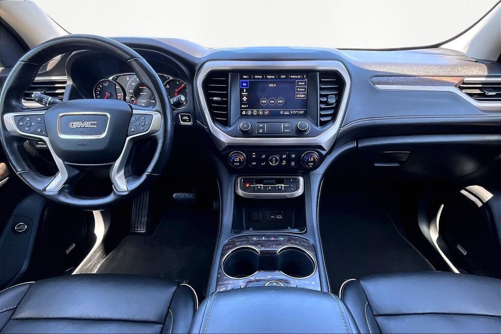 Used 2020 GMC Acadia Denali w/ Technology Package AWD/4WD image 16