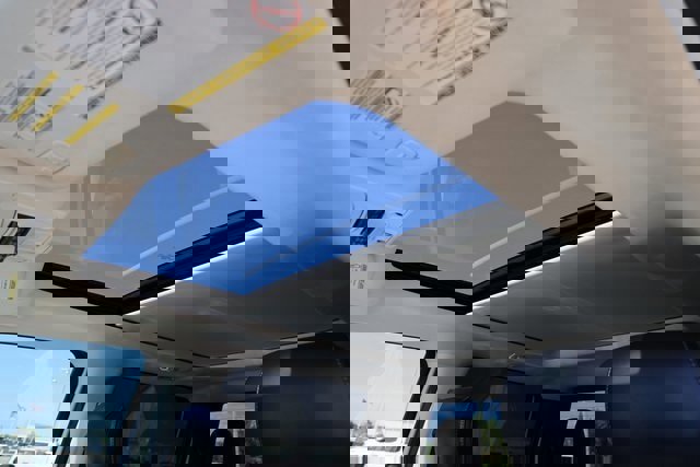 Certified 2021 Ford F350 Limited w/ FX4 Off-Road Package image 12