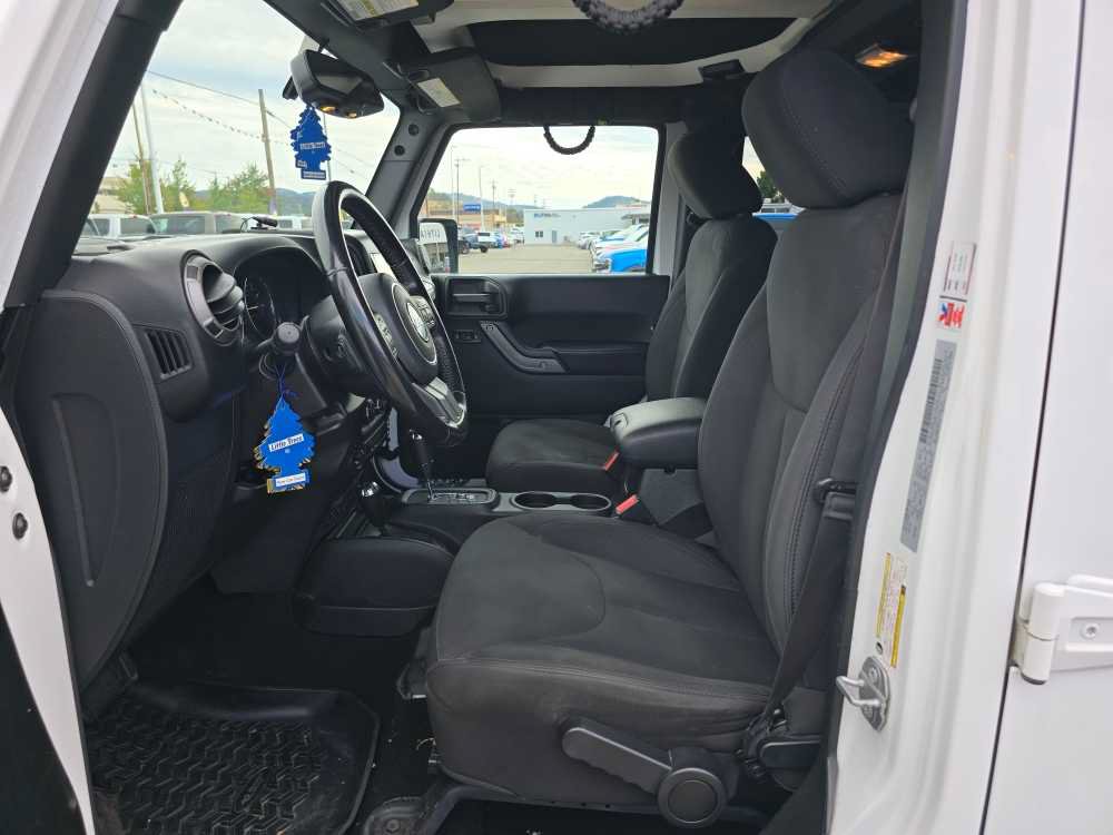 Used 2017 Jeep Wrangler Unlimited Sport w/ Quick Order Package 24S AWD/4WD image 9