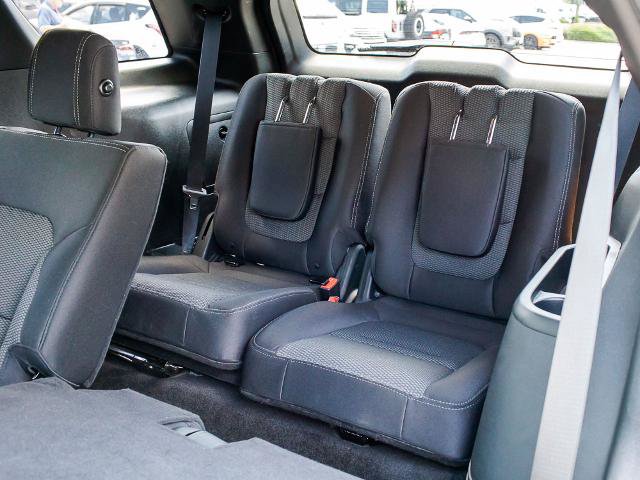 Certified 2018 Ford Explorer XLT AWD/4WD image 18