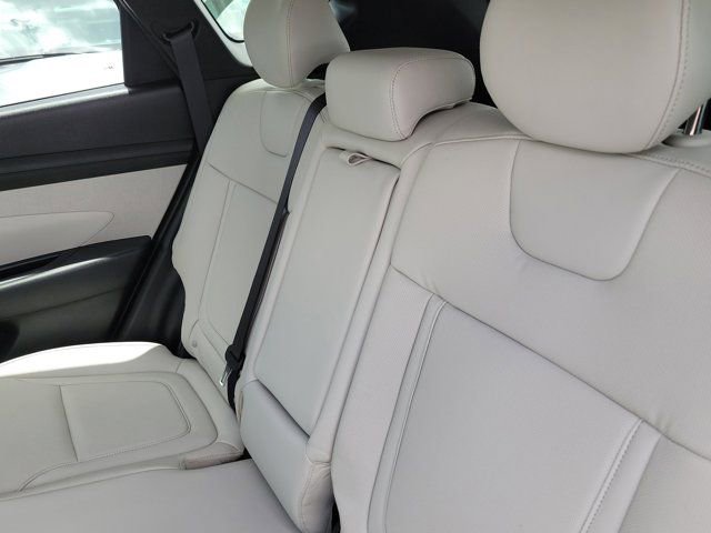 Used 2025 Hyundai Tucson SEL FWD image 11