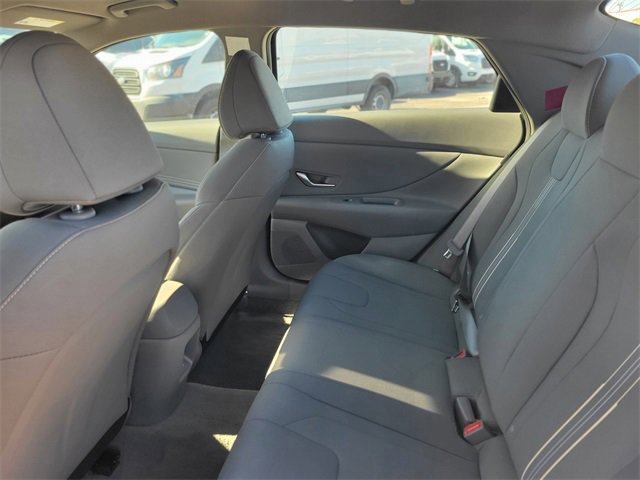 Used 2026 Hyundai Elantra Sport image 9