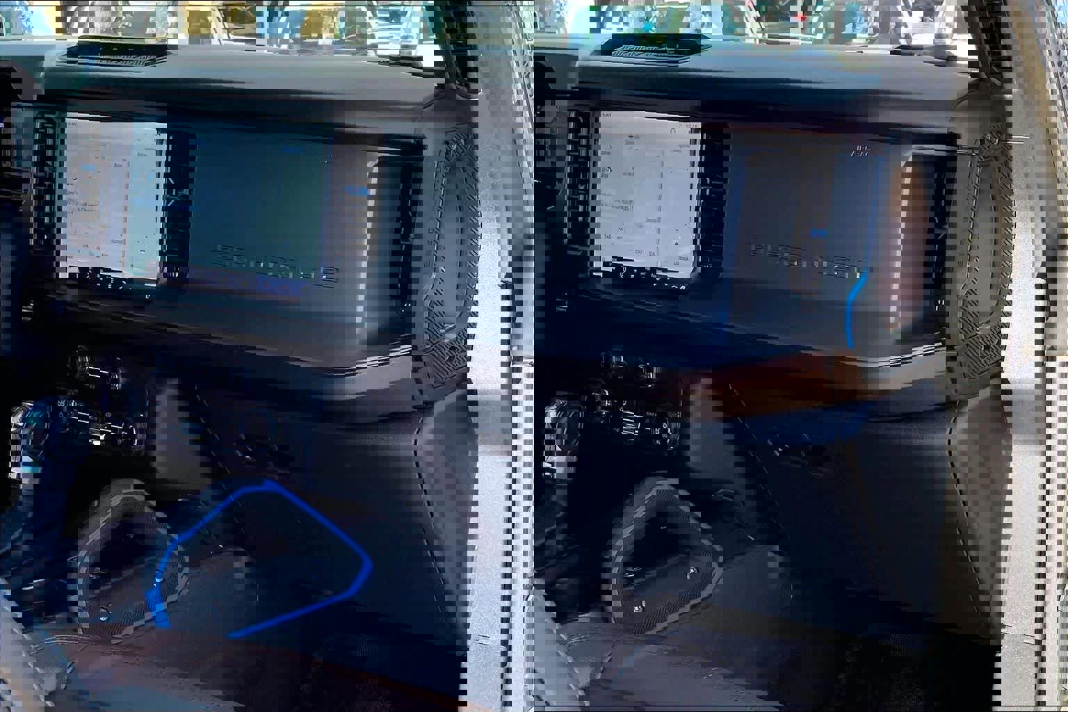 Certified 2023 Ford Bronco Outer Banks w/ Sasquatch Package image 18