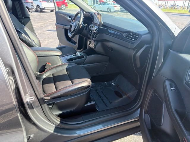 Certified 2024 Ford Escape ST-Line w/ Equipment Group 301A FWD image 37