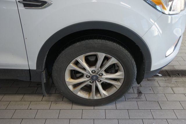 Certified 2017 Ford Escape SE AWD/4WD image 18