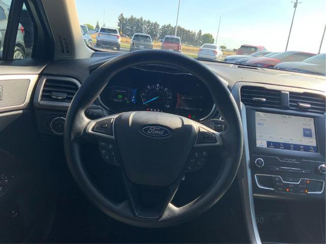 Certified 2020 Ford Fusion SE FWD image 18