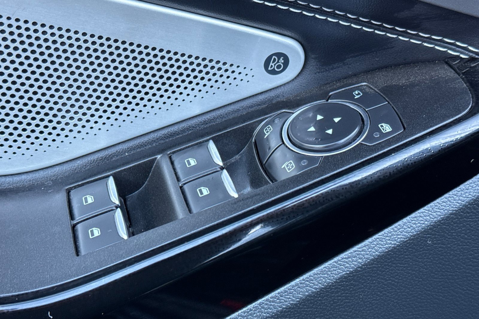 Certified 2022 Ford Explorer ST w/ Equipment Group 401A image 12