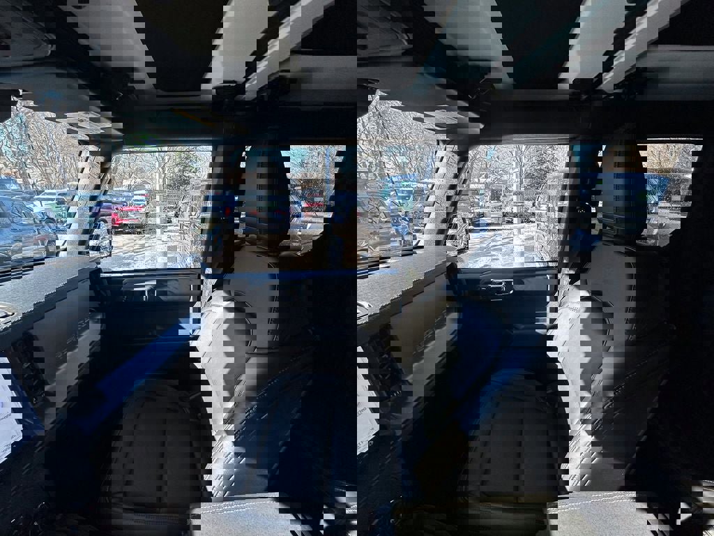 Certified 2025 Ford Bronco Badlands AWD/4WD image 18