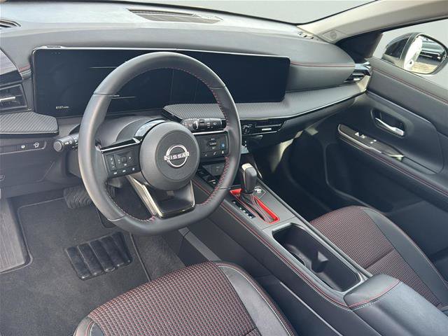 Used 2026 Nissan Kicks SR FWD image 9